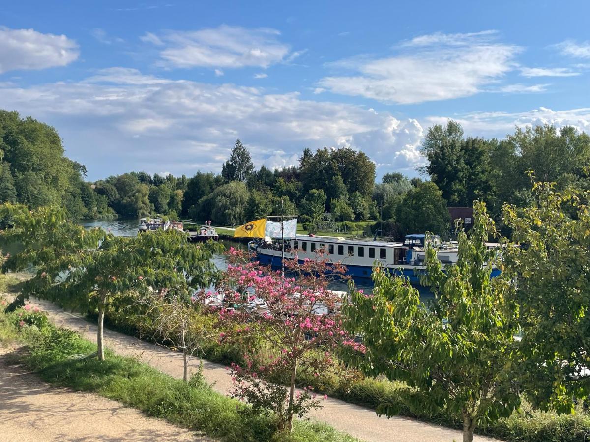 Appartamento T3-Balcon Plein Sud-Acces Direct Au Bord Du Loing Moret-sur-Loing Esterno foto